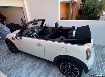 MINI Cabrio Cooper S