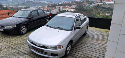 Mitsubishi Lancer 1.3 GLX