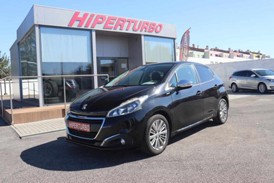 Peugeot 208 1.2 VTi, 82 CV