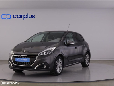 Peugeot 208 1.2 PureTech Signature