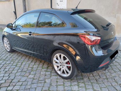 Seat Ibiza FR 2.0 TDI 143CV VERSÃO 30 ANOS - 5 LUGARES - COMO NOVO