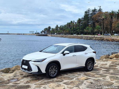 Lexus NX NX 450h+ Executive