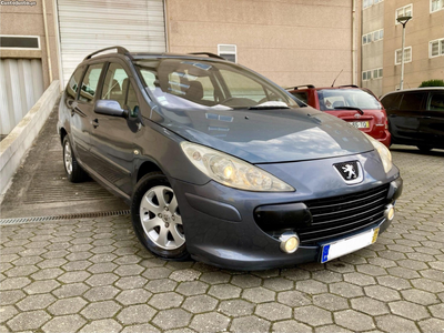 Peugeot 307 1.4 16v EXECUTIVE Nova