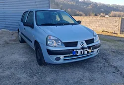 Renault Clio II 1.2 gasolina