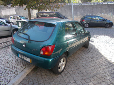 Ford Fiesta Ghia Zetec 1.25 -L