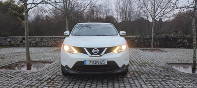 Nissan Qashqai 1.5 DCI 110cv 137km 1 dono troco