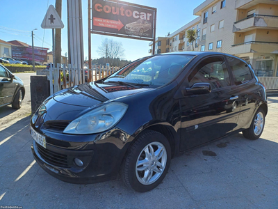 Renault Clio 1.5 Dci      Viatura Nacional