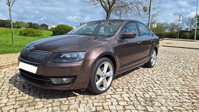 Skoda Octavia 1.6 Elegance de 2013