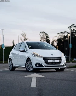 Peugeot 208 Allure 1.6 BlueHDI