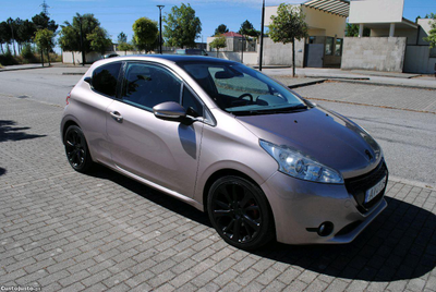 Peugeot 208 1.6 Hdi 114cv Griffe