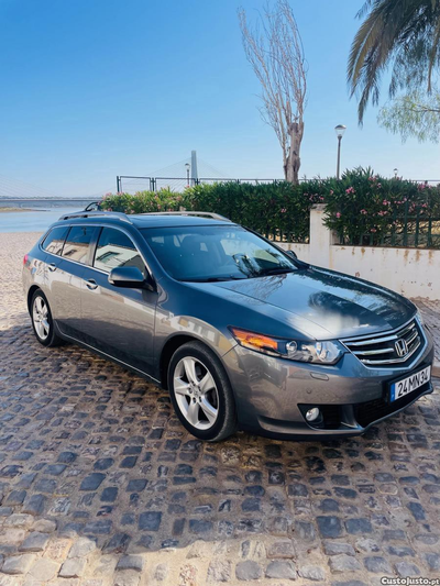 Honda Accord Tourer 2.2 i-DTEC-180 CV