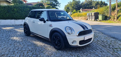 MINI Cooper One D