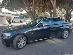 BMW 320 E90 320d Berlina