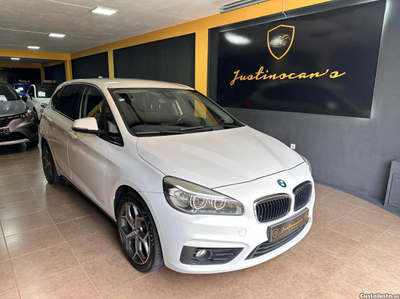 BMW 218 Active Tourer d Line Sport Auto