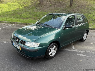 Seat Ibiza 1.0i 70cv económico ano 2000