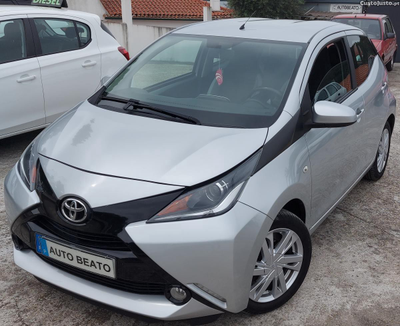 Toyota Aygo Automático