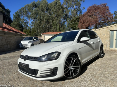 VW Golf 2.0 TDi GTD 184cv