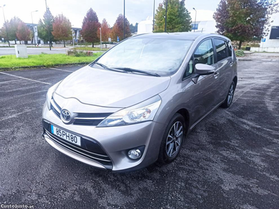 Toyota Verso D-4D 7 Lugares