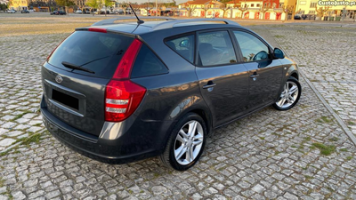 Kia Ceed IMPECÁVEL TOP Super economico AC