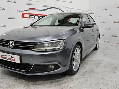 Volkswagen Jetta 1.6 TDi Highline