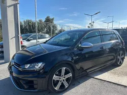 Volkswagen Golf R line