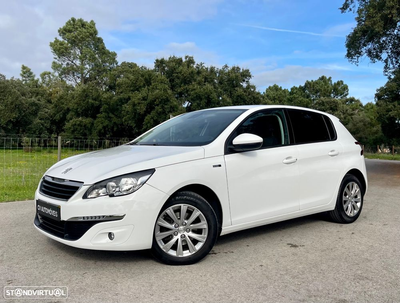 Peugeot 308 1.6 BlueHDi Style J17