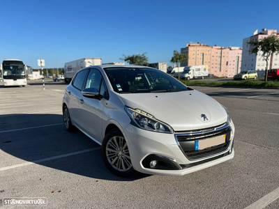 Peugeot 208 1.2 PureTech Style