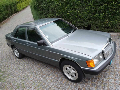 Mercedes-Benz 190 D 2.0, 75 CV