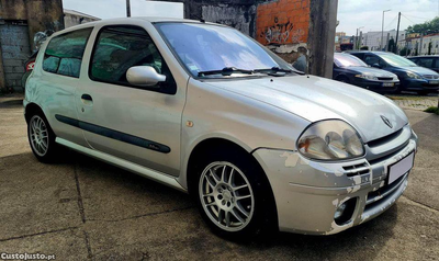 Renault Clio RS