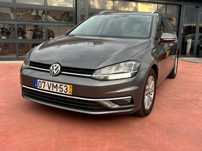 Volkswagen Golf 1.6 TDI Confortline