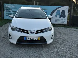 Toyota Auris 1.8 HSD Comfort +P.Sport+Navi