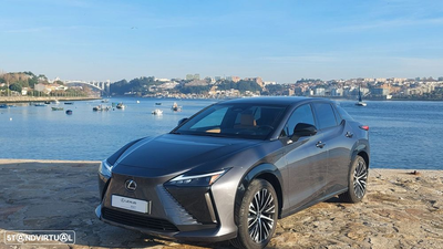 Lexus RZ 450e Luxury