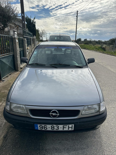 Opel Astra 1.7 turbo diesel