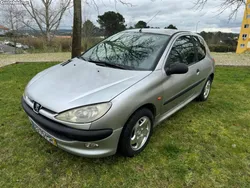 Peugeot 206 Bom estado