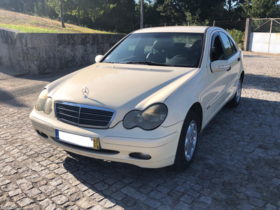 Mercedes-Benz C 200 Cdi