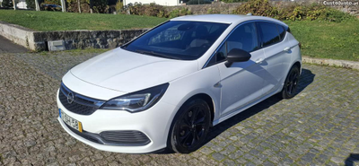 Opel Astra 1.6 CDTI OPC LINE