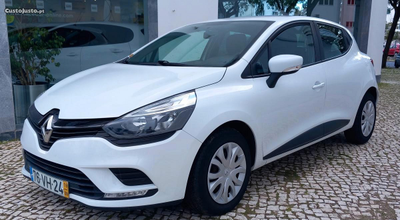 Renault Clio 1.5 dCI 5 portas c/ AC