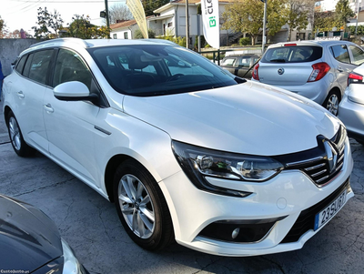 Renault Mégane Sport Tourer 1.5 Blue dCi Limited C/PM+Pneu