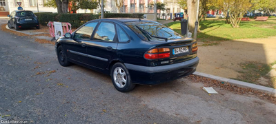 Renault Laguna 1.6 16V