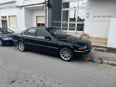 BMW 740 E38 740D