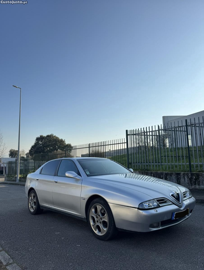 Alfa Romeo 166 2.4 JTD full extras nacional