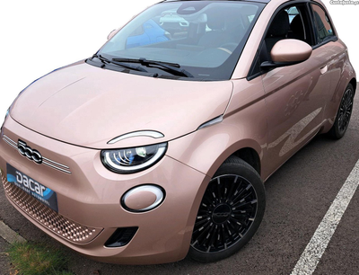 Fiat 500 E ICON PLUS