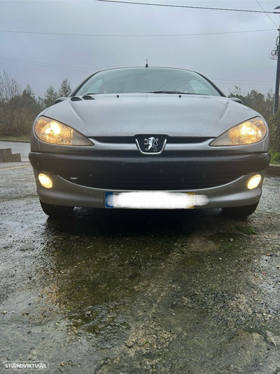 Peugeot 206 1.1 Color Line