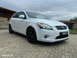 Kia Ceed S Coupé 1.6 CRDi EX