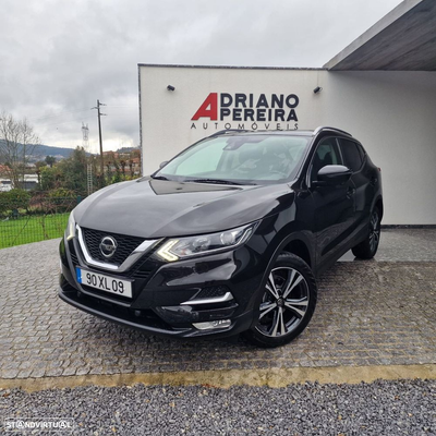 Nissan Qashqai 1.3 DIG-T N-Connecta J18 Led