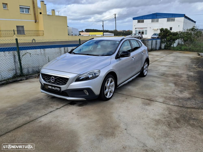 Volvo V40 Cross Country D2