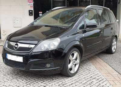 Opel Zafira 1.9 CDTi Cosmo