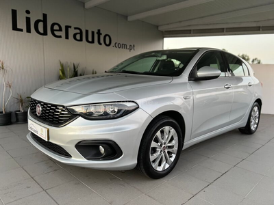 Fiat Tipo 1.3 M-Jet Lounge