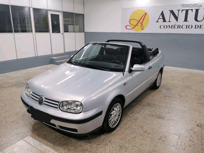 VW Golf CABRIOLET 1.9TDI