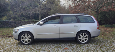 Volvo V50 2.0 D 136cv 1dono Livro Rev. troco